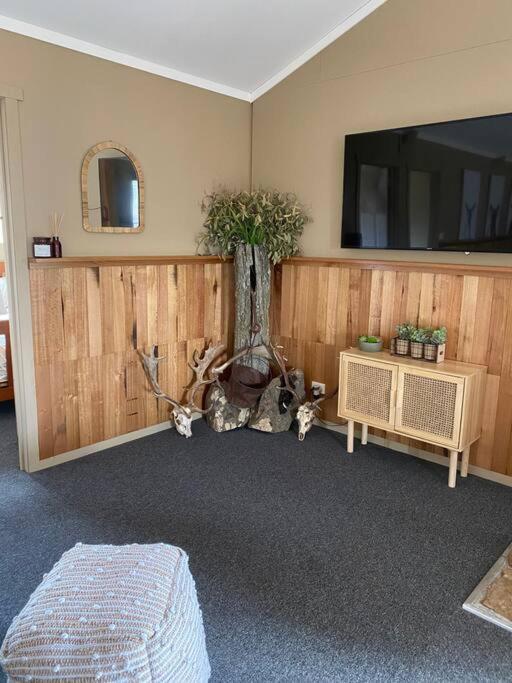 Great Lakes Wilderness Three Bedroom Home Miena Екстериор снимка